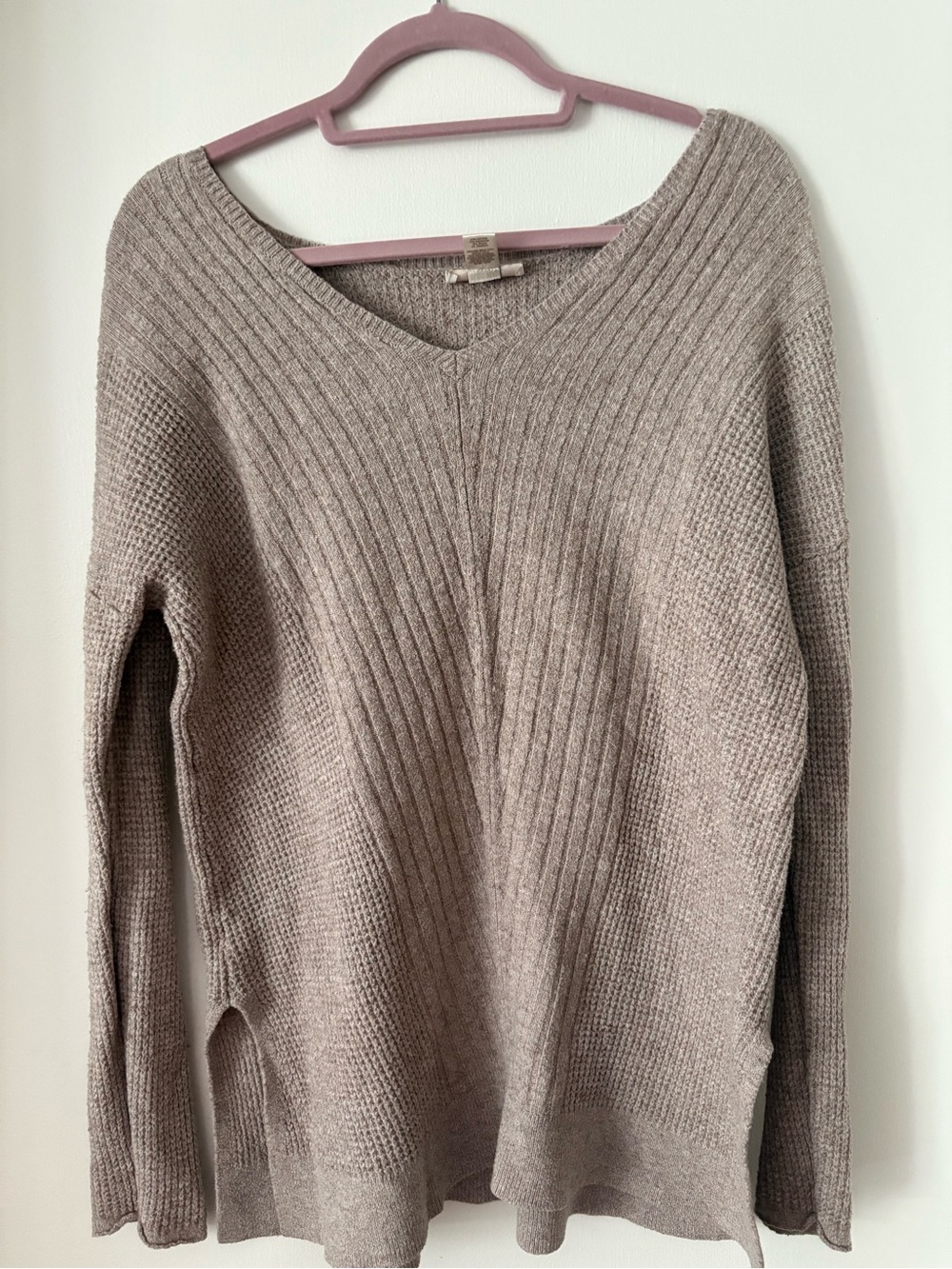LOFT V-Neck Long Sleeve Sweater in Taupe Gray